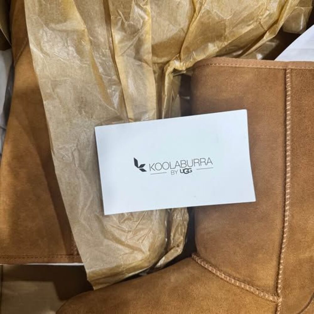 Brand New Koolaburra by Ugg